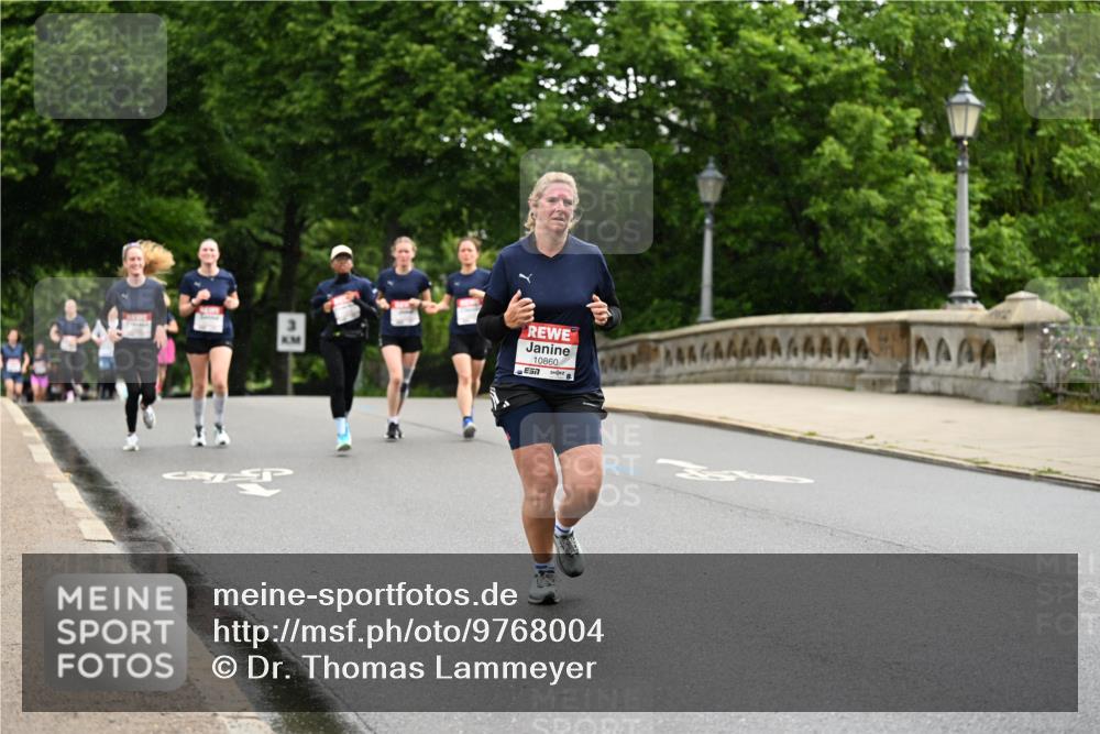 14.06.2026 - REWE Women's Run Dr. Thomas Lammeyer http://msf.ph/oto/9768004 14.06.2026 09:44:34 Laufen 10860 meine-sportfotos.de