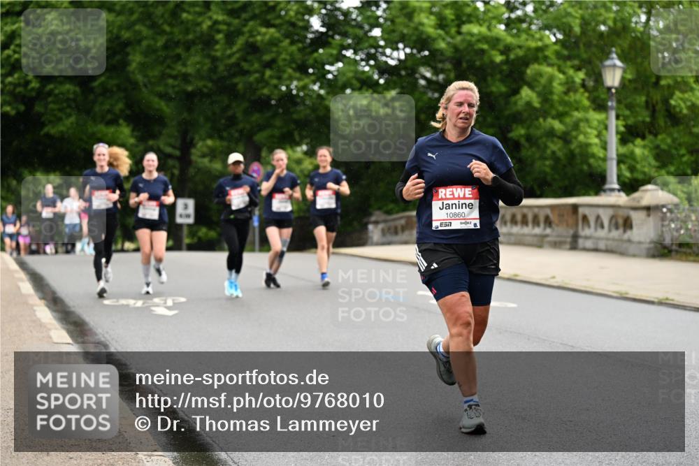 14.06.2026 - REWE Women's Run Dr. Thomas Lammeyer http://msf.ph/oto/9768010 14.06.2026 09:44:35 Laufen 10860, 0 meine-sportfotos.de