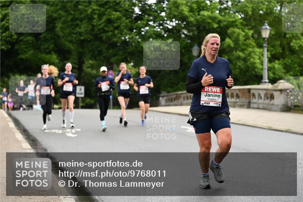 14.06.2026 - REWE Women's Run Dr. Thomas Lammeyer http://msf.ph/oto/9768011 14.06.2026 09:44:35 Laufen 10860 meine-sportfotos.de