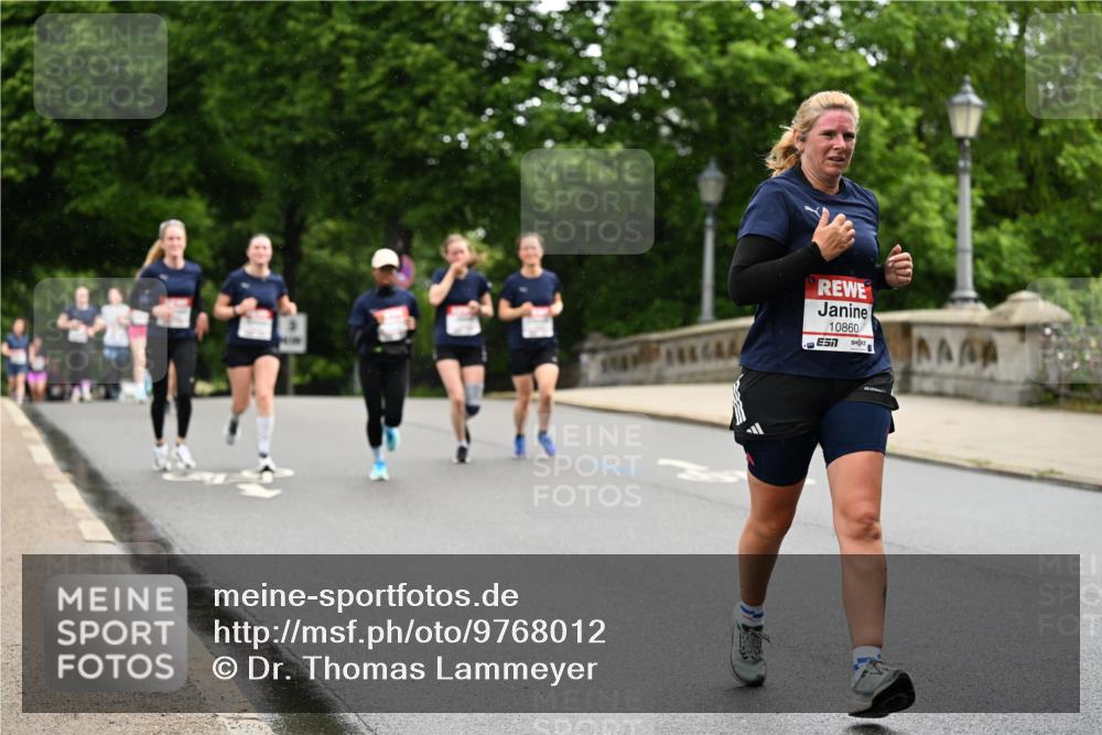 14.06.2026 - REWE Women's Run Dr. Thomas Lammeyer http://msf.ph/oto/9768012 14.06.2026 09:44:35 Laufen 10860 meine-sportfotos.de