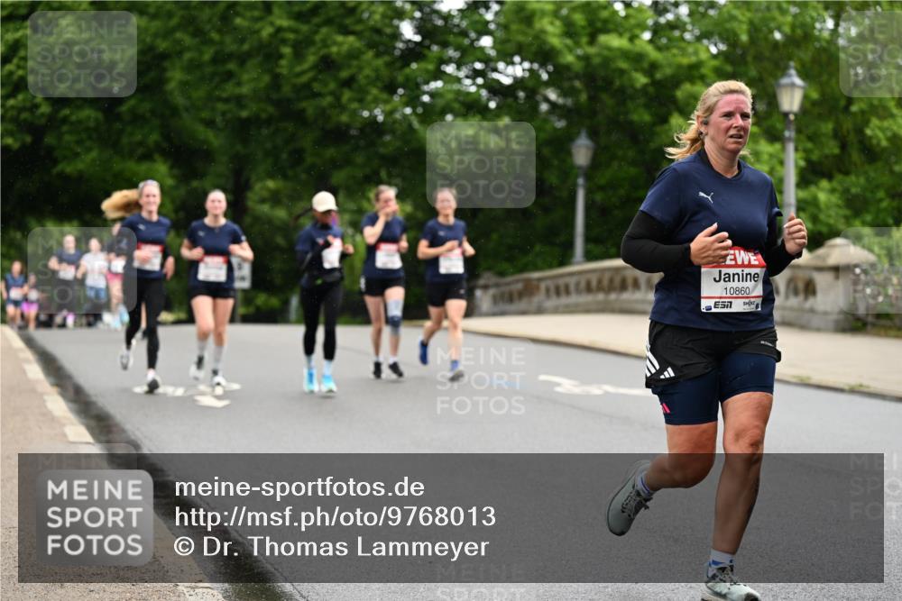 14.06.2026 - REWE Women's Run Dr. Thomas Lammeyer http://msf.ph/oto/9768013 14.06.2026 09:44:35 Laufen 10860 meine-sportfotos.de