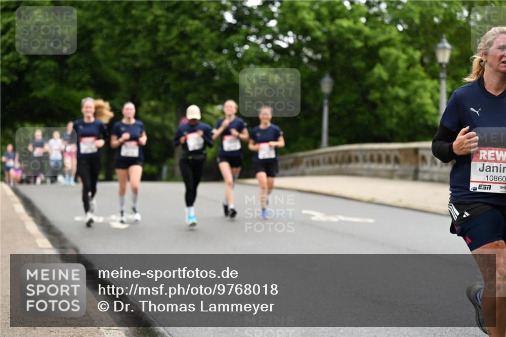 14.06.2026 - REWE Women's Run Dr. Thomas Lammeyer http://msf.ph/oto/9768018 14.06.2026 09:44:36 Laufen 10860 meine-sportfotos.de