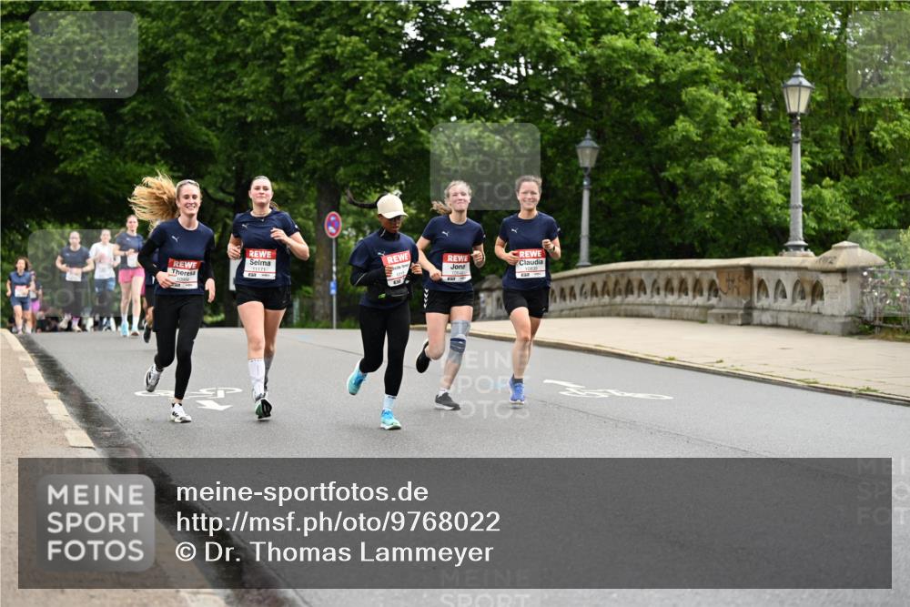14.06.2026 - REWE Women's Run Dr. Thomas Lammeyer http://msf.ph/oto/9768022 14.06.2026 09:44:36 Laufen 10956 meine-sportfotos.de