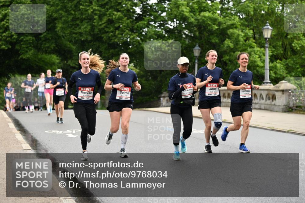 14.06.2026 - REWE Women's Run Dr. Thomas Lammeyer http://msf.ph/oto/9768034 14.06.2026 09:44:38 Laufen 10956, 11171, 11101, 657, 10840, 10839 meine-sportfotos.de