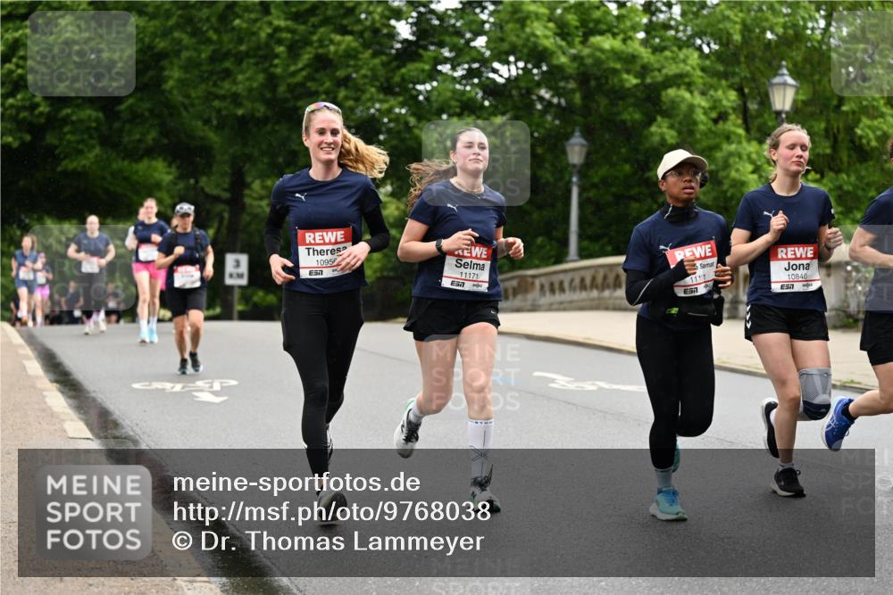 14.06.2026 - REWE Women's Run Dr. Thomas Lammeyer http://msf.ph/oto/9768038 14.06.2026 09:44:38 Laufen 10956, 7, 11171, 57, 11101, 51, 10840, 7 meine-sportfotos.de
