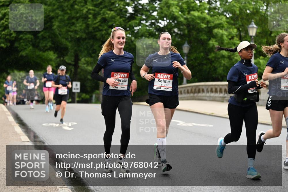 14.06.2026 - REWE Women's Run Dr. Thomas Lammeyer http://msf.ph/oto/9768042 14.06.2026 09:44:38 Laufen 956, 11171, 7, 10 meine-sportfotos.de