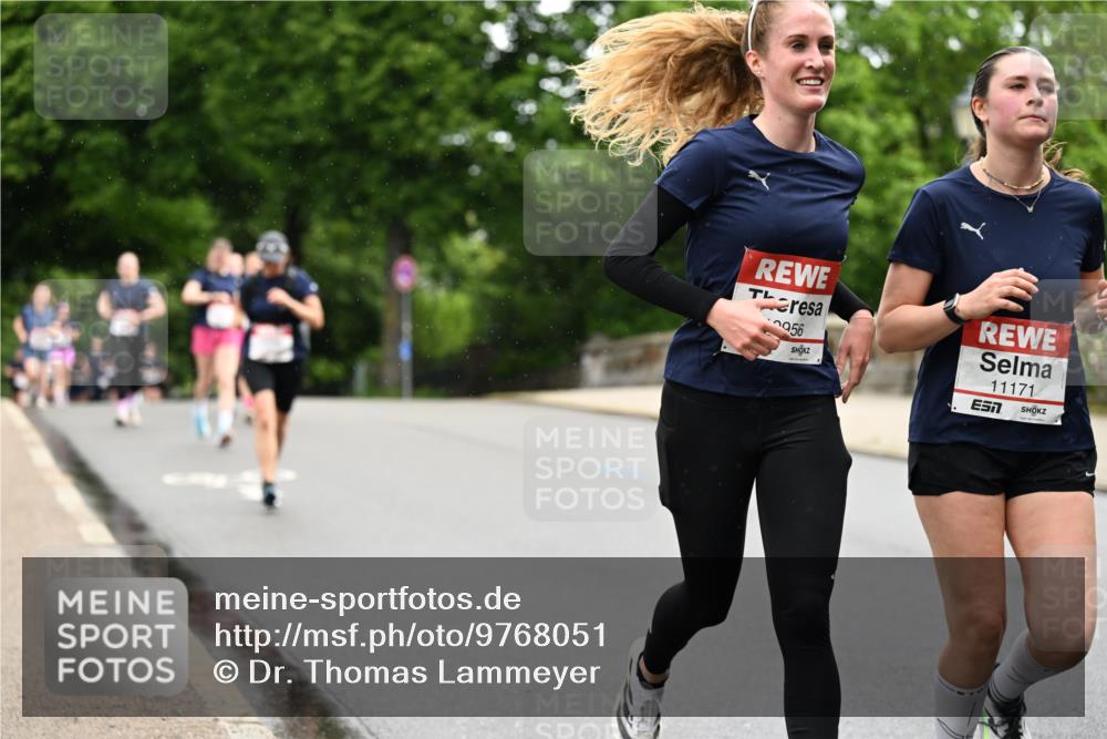 14.06.2026 - REWE Women's Run Dr. Thomas Lammeyer http://msf.ph/oto/9768051 14.06.2026 09:44:39 Laufen 956, 11171 meine-sportfotos.de