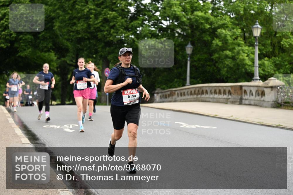14.06.2026 - REWE Women's Run Dr. Thomas Lammeyer http://msf.ph/oto/9768070 14.06.2026 09:44:41 Laufen 10616, 57 meine-sportfotos.de