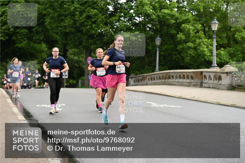 14.06.2026 - REWE Women's Run Dr. Thomas Lammeyer http://msf.ph/oto/9768092 14.06.2026 09:44:43 Laufen 10792 meine-sportfotos.de