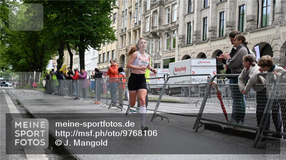 14.06.2026 - REWE Women's Run J. Mangold http://msf.ph/oto/9768106 14.06.2026 09:36:44 Ziel 11246 meine-sportfotos.de