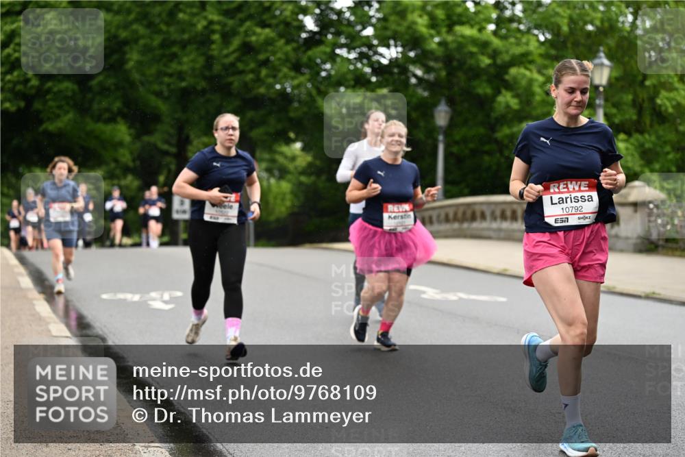 14.06.2026 - REWE Women's Run Dr. Thomas Lammeyer http://msf.ph/oto/9768109 14.06.2026 09:44:44 Laufen 10792 meine-sportfotos.de