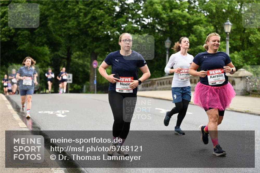 14.06.2026 - REWE Women's Run Dr. Thomas Lammeyer http://msf.ph/oto/9768121 14.06.2026 09:44:45 Laufen 10522, 7, 9, 11377, 10101 meine-sportfotos.de