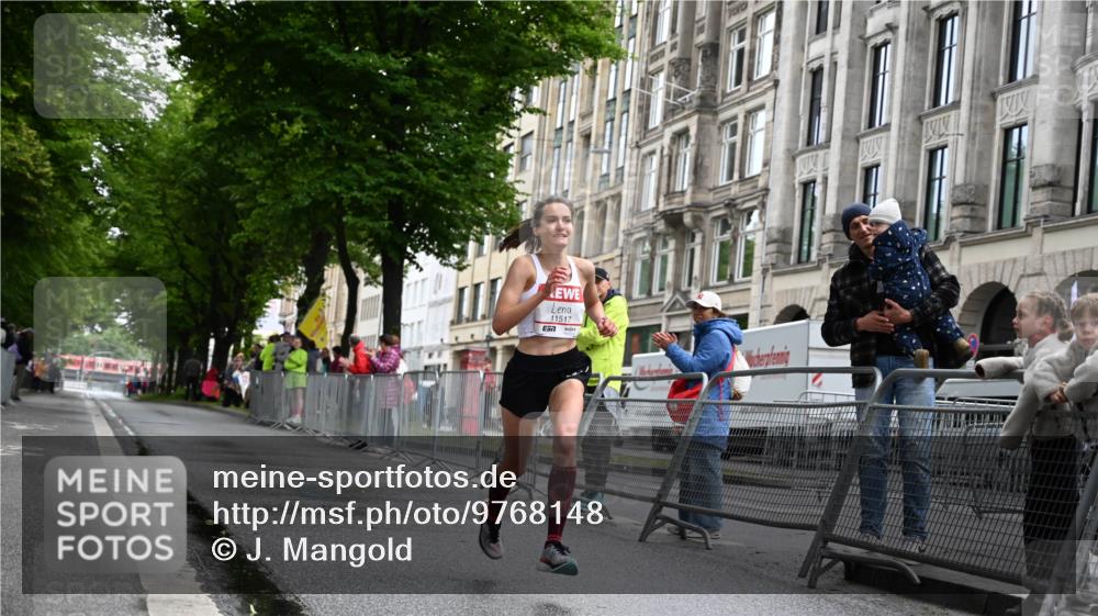 14.06.2026 - REWE Women's Run J. Mangold http://msf.ph/oto/9768148 14.06.2026 09:40:15 Ziel 11517 meine-sportfotos.de