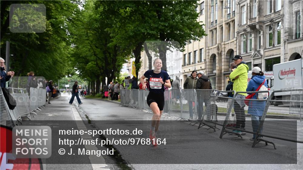 14.06.2026 - REWE Women's Run J. Mangold http://msf.ph/oto/9768164 14.06.2026 09:41:22 Ziel 11507 meine-sportfotos.de