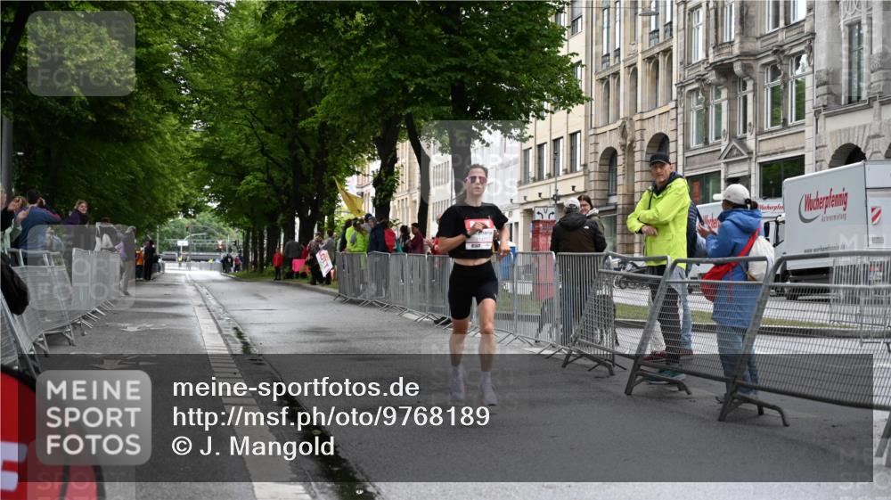 14.06.2026 - REWE Women's Run J. Mangold http://msf.ph/oto/9768189 14.06.2026 09:41:54 Ziel 11471 meine-sportfotos.de