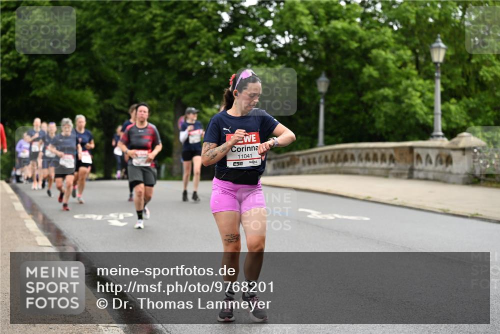 14.06.2026 - REWE Women's Run Dr. Thomas Lammeyer http://msf.ph/oto/9768201 14.06.2026 09:44:51 Laufen 11041, 57 meine-sportfotos.de