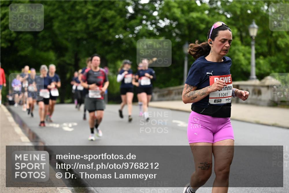 14.06.2026 - REWE Women's Run Dr. Thomas Lammeyer http://msf.ph/oto/9768212 14.06.2026 09:44:52 Laufen 11041 meine-sportfotos.de