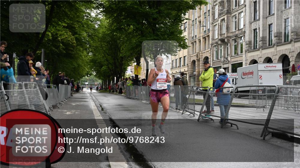 14.06.2026 - REWE Women's Run J. Mangold http://msf.ph/oto/9768243 14.06.2026 09:42:48 Ziel 10080, 10992 meine-sportfotos.de