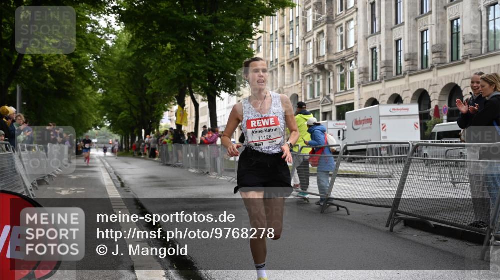 14.06.2026 - REWE Women's Run J. Mangold http://msf.ph/oto/9768278 14.06.2026 09:43:09 Ziel 11126 meine-sportfotos.de