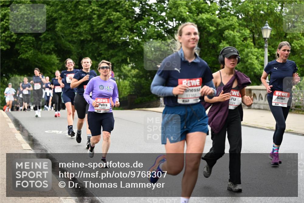 14.06.2026 - REWE Women's Run Dr. Thomas Lammeyer http://msf.ph/oto/9768307 14.06.2026 09:45:00 Laufen 10482, 57, 11162, 11110, 57, 0724 meine-sportfotos.de