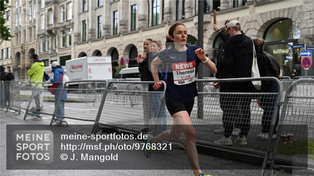 14.06.2026 - REWE Women's Run J. Mangold http://msf.ph/oto/9768321 14.06.2026 09:43:41 Ziel 10859, 11296 meine-sportfotos.de