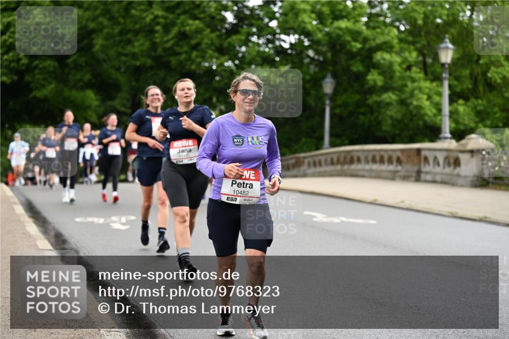 14.06.2026 - REWE Women's Run Dr. Thomas Lammeyer http://msf.ph/oto/9768323 14.06.2026 09:45:01 Laufen 11101, 10482 meine-sportfotos.de