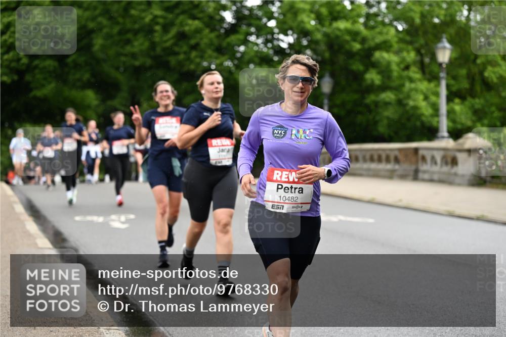 14.06.2026 - REWE Women's Run Dr. Thomas Lammeyer http://msf.ph/oto/9768330 14.06.2026 09:45:01 Laufen 10482, 57 meine-sportfotos.de