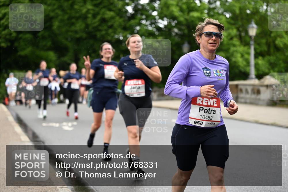 14.06.2026 - REWE Women's Run Dr. Thomas Lammeyer http://msf.ph/oto/9768331 14.06.2026 09:45:02 Laufen 10482 meine-sportfotos.de