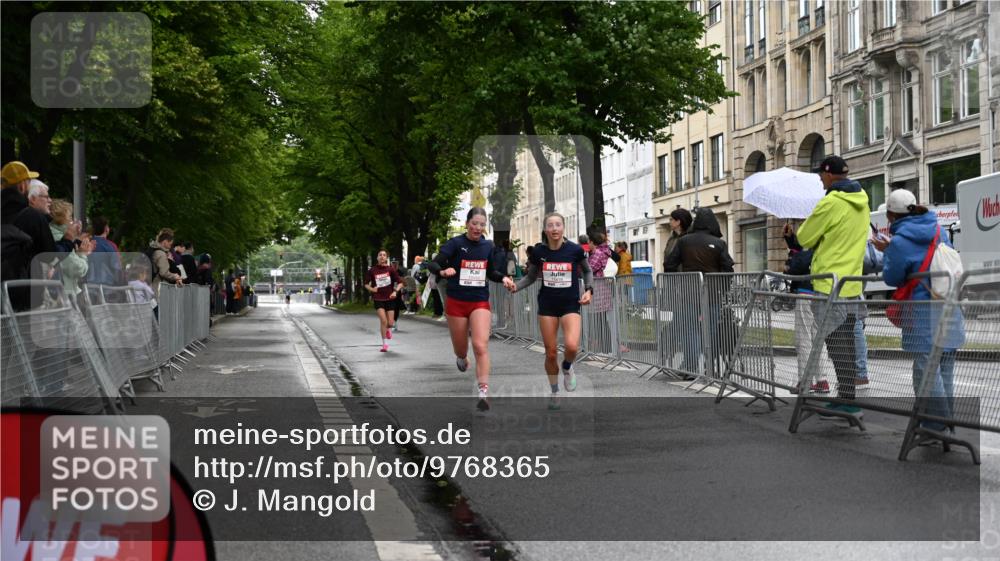 14.06.2026 - REWE Women's Run J. Mangold http://msf.ph/oto/9768365 14.06.2026 09:44:16 Ziel 10480, 11418 meine-sportfotos.de