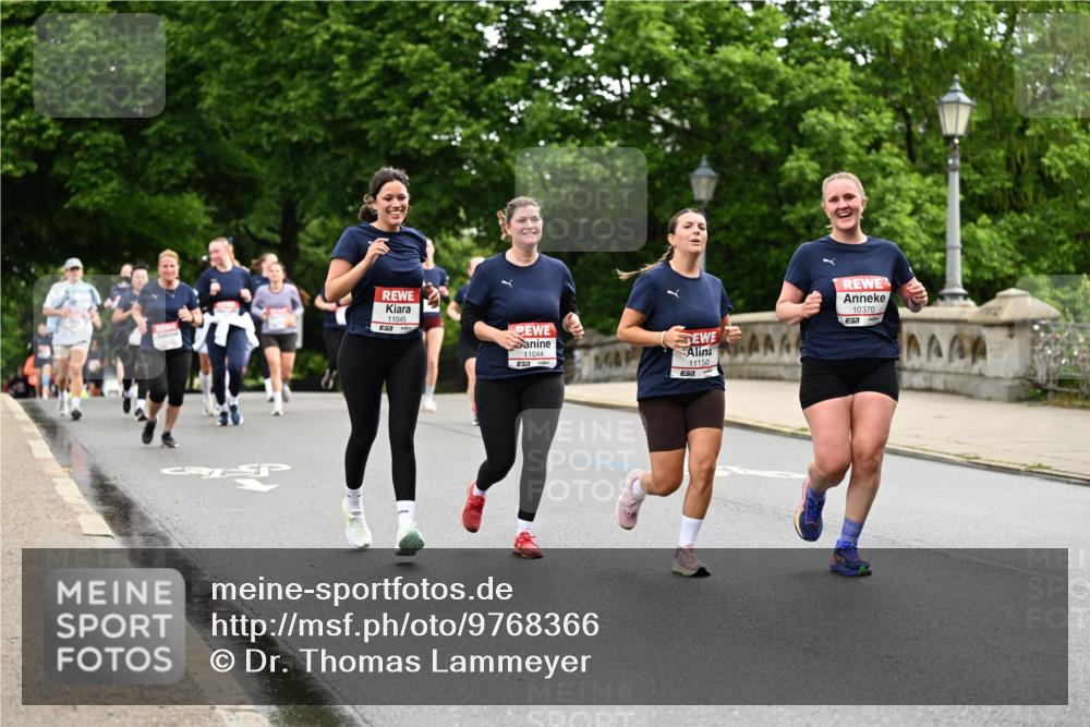 14.06.2026 - REWE Women's Run Dr. Thomas Lammeyer http://msf.ph/oto/9768366 14.06.2026 09:45:05 Laufen 11045, 11044, 57, 11150, 10370 meine-sportfotos.de