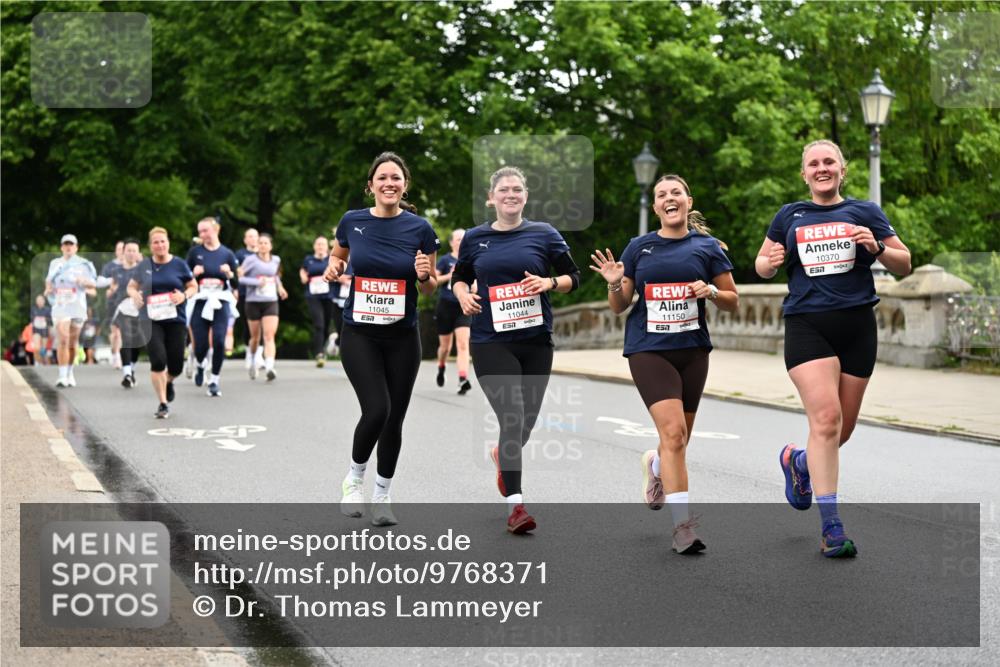 14.06.2026 - REWE Women's Run Dr. Thomas Lammeyer http://msf.ph/oto/9768371 14.06.2026 09:45:05 Laufen 11045, 11044, 11150, 57, 10370 meine-sportfotos.de