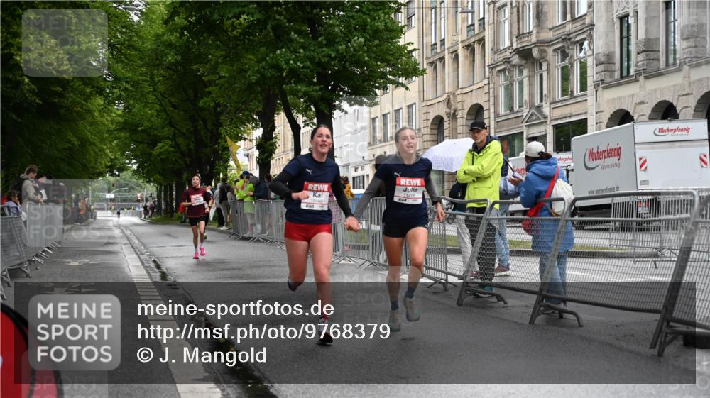 14.06.2026 - REWE Women's Run J. Mangold http://msf.ph/oto/9768379 14.06.2026 09:44:18 Ziel 10328, 10480, 11418 meine-sportfotos.de