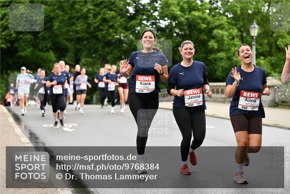 14.06.2026 - REWE Women's Run Dr. Thomas Lammeyer http://msf.ph/oto/9768384 14.06.2026 09:45:06 Laufen 11045, 11044, 11150, 7 meine-sportfotos.de