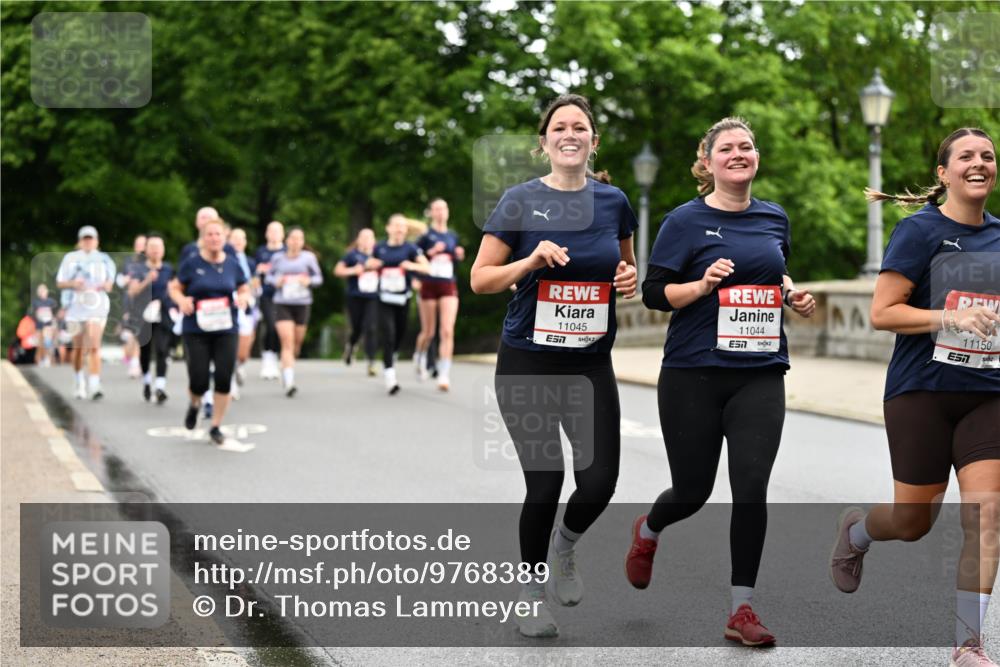 14.06.2026 - REWE Women's Run Dr. Thomas Lammeyer http://msf.ph/oto/9768389 14.06.2026 09:45:06 Laufen 11045, 11044, 7, 11150 meine-sportfotos.de