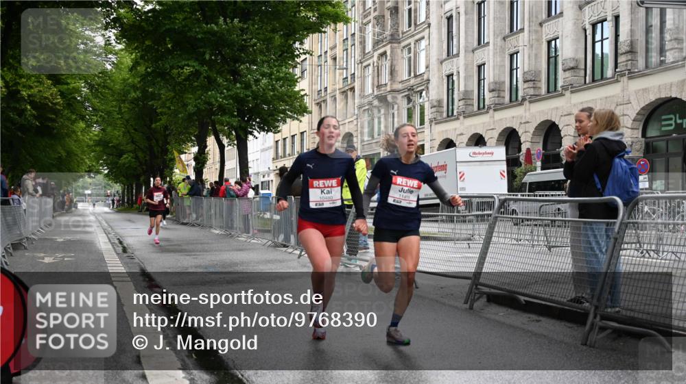 14.06.2026 - REWE Women's Run J. Mangold http://msf.ph/oto/9768390 14.06.2026 09:44:19 Ziel 10328, 10480, 11418 meine-sportfotos.de
