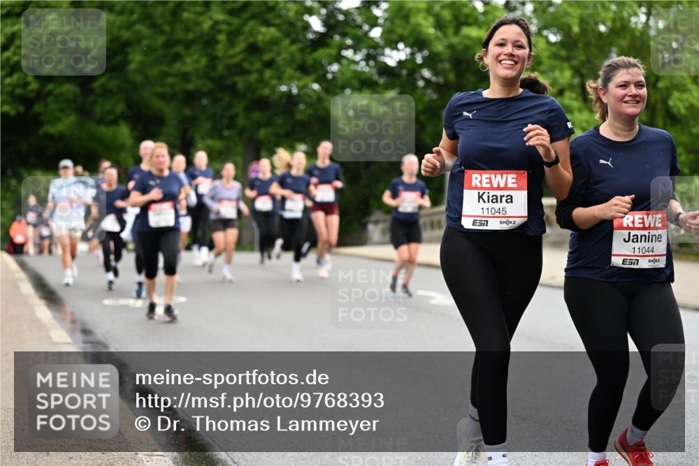 14.06.2026 - REWE Women's Run Dr. Thomas Lammeyer http://msf.ph/oto/9768393 14.06.2026 09:45:06 Laufen 11045, 11044 meine-sportfotos.de