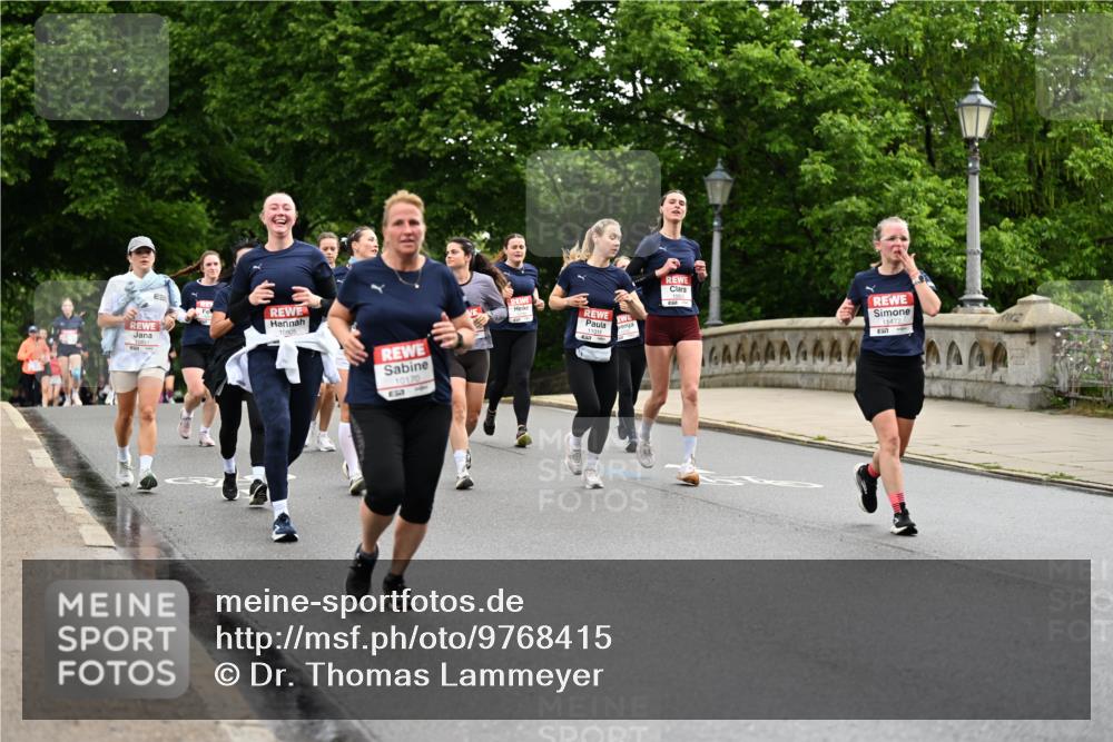 14.06.2026 - REWE Women's Run Dr. Thomas Lammeyer http://msf.ph/oto/9768415 14.06.2026 09:45:08 Laufen 10831, 10170, 837, 11018, 11472, 4444 meine-sportfotos.de