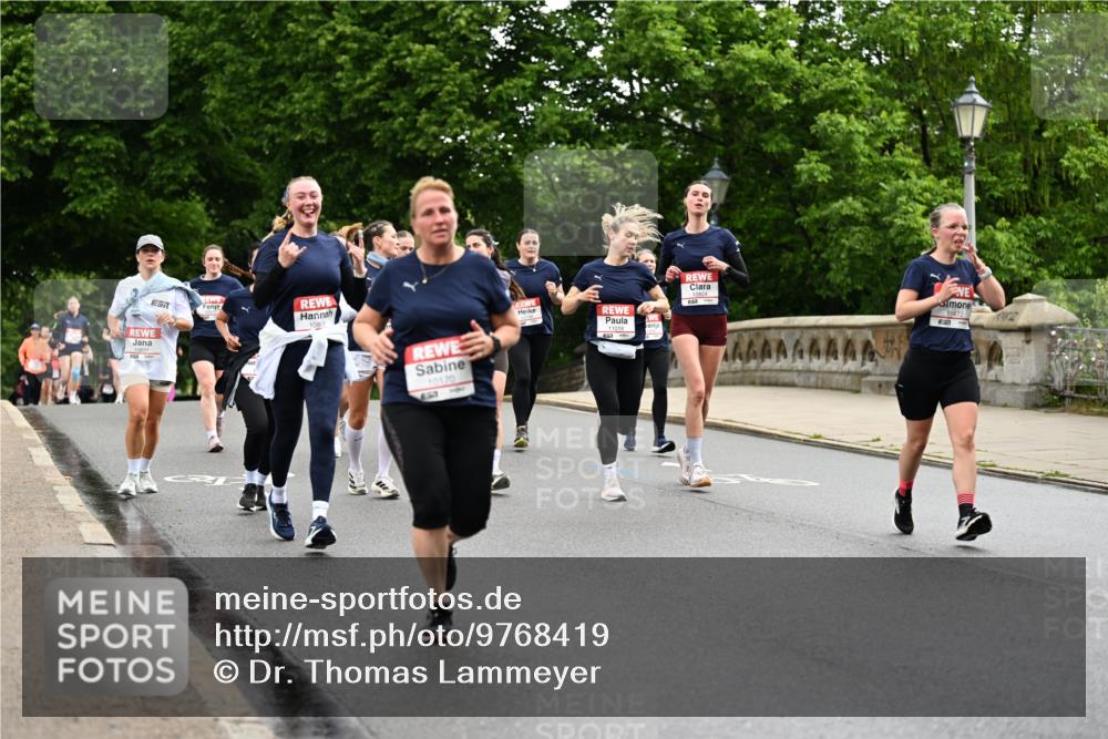 14.06.2026 - REWE Women's Run Dr. Thomas Lammeyer http://msf.ph/oto/9768419 14.06.2026 09:45:08 Laufen 1085, 10831, 10170, 637, 10824, 11472 meine-sportfotos.de