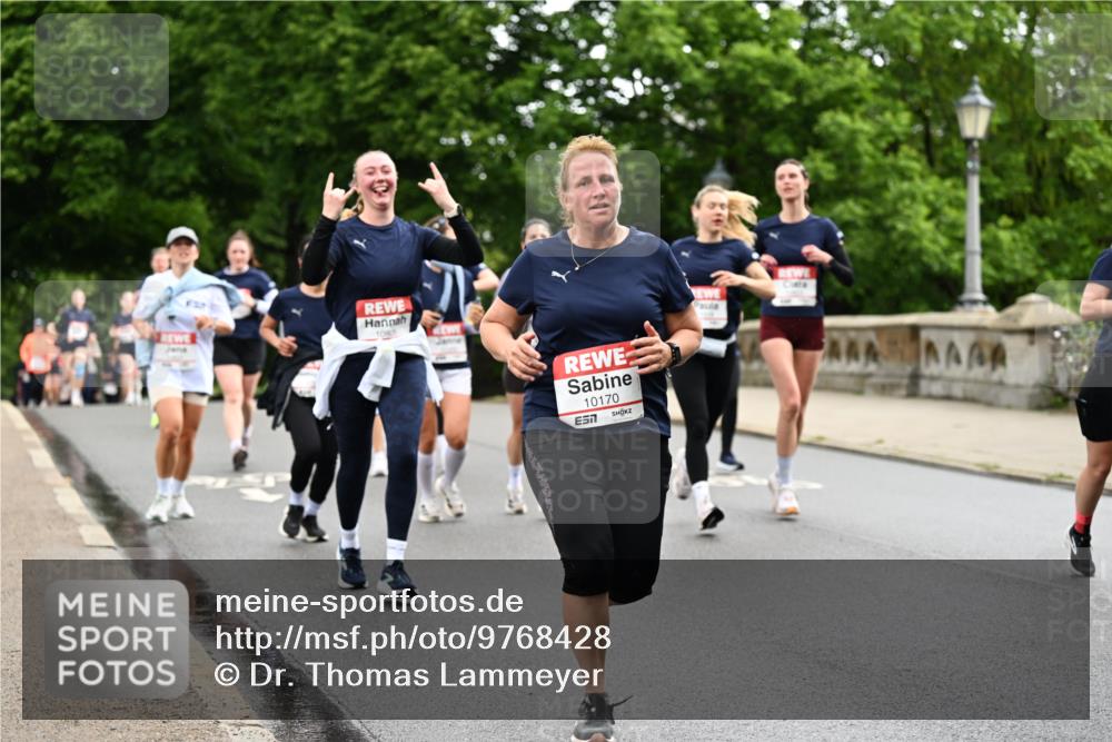 14.06.2026 - REWE Women's Run Dr. Thomas Lammeyer http://msf.ph/oto/9768428 14.06.2026 09:45:09 Laufen 10805, 10170, 7 meine-sportfotos.de