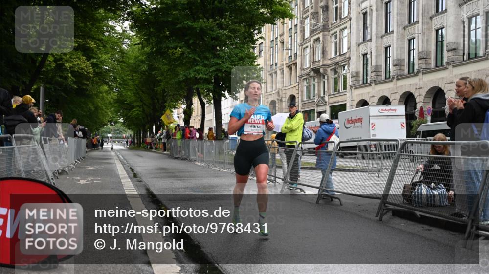 14.06.2026 - REWE Women's Run J. Mangold http://msf.ph/oto/9768431 14.06.2026 09:44:56 Ziel 10072 meine-sportfotos.de