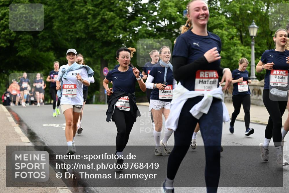 14.06.2026 - REWE Women's Run Dr. Thomas Lammeyer http://msf.ph/oto/9768449 14.06.2026 09:45:10 Laufen 10831, 10261, 57, 10320, 1083, 11018, 57 meine-sportfotos.de