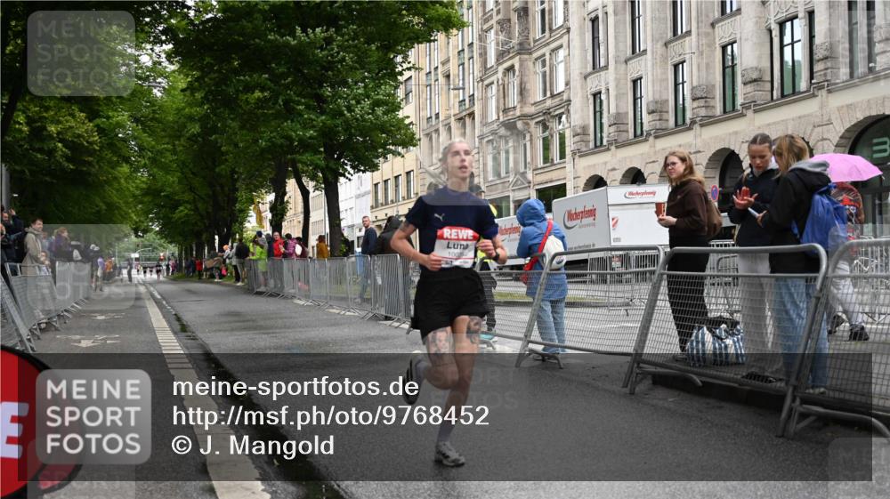 14.06.2026 - REWE Women's Run J. Mangold http://msf.ph/oto/9768452 14.06.2026 09:45:49 Ziel 10020 meine-sportfotos.de