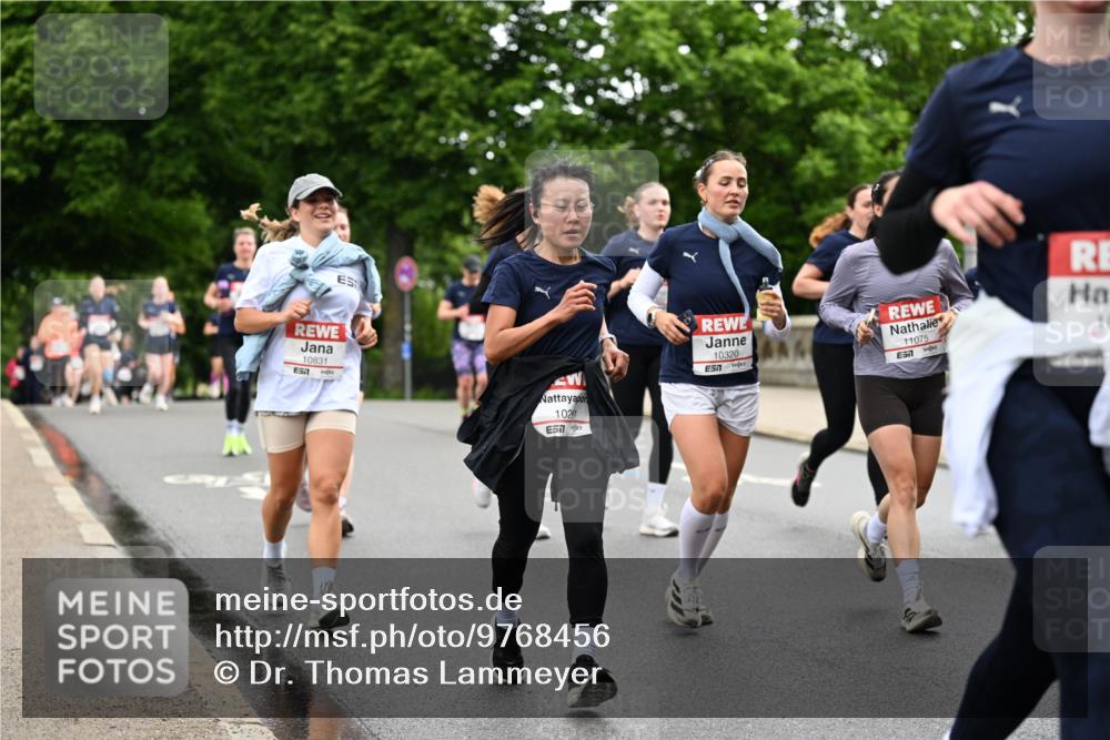 14.06.2026 - REWE Women's Run Dr. Thomas Lammeyer http://msf.ph/oto/9768456 14.06.2026 09:45:11 Laufen 10831, 10261, 7, 10320, 11075 meine-sportfotos.de