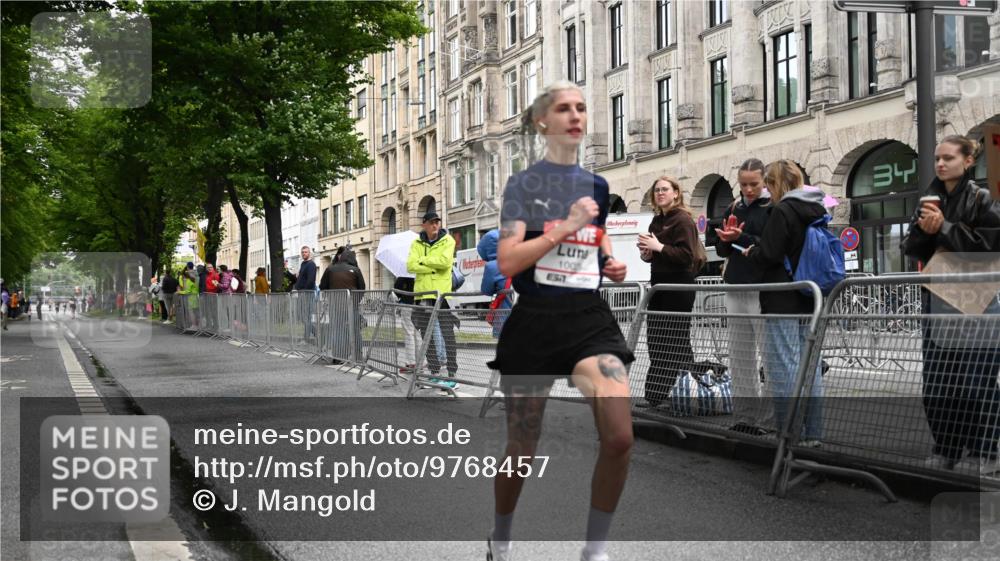 14.06.2026 - REWE Women's Run J. Mangold http://msf.ph/oto/9768457 14.06.2026 09:45:49 Ziel 10020 meine-sportfotos.de