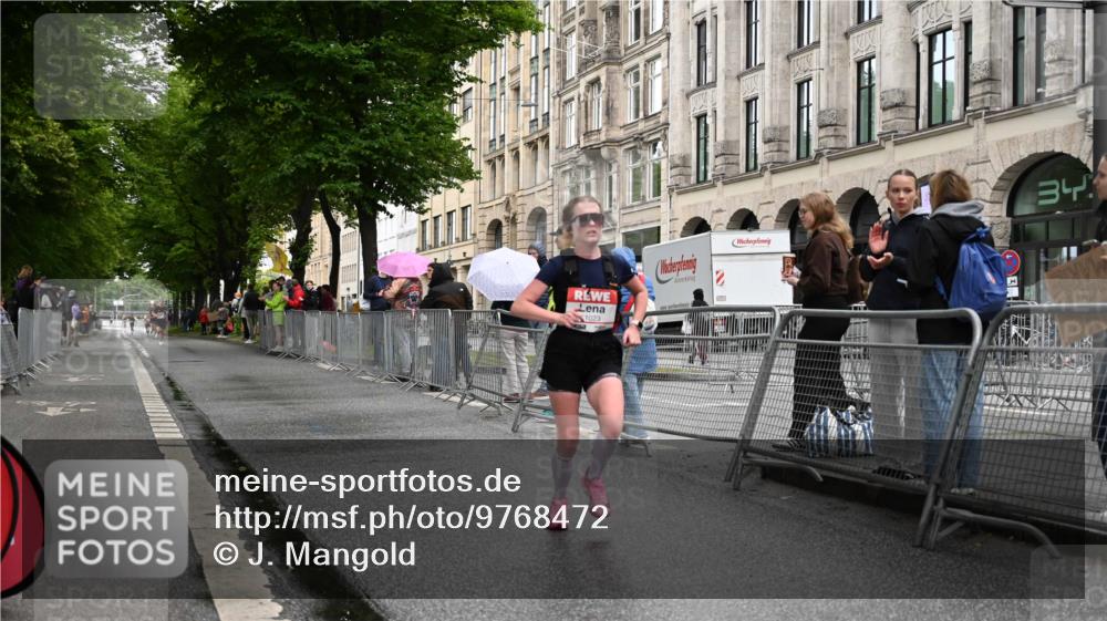 14.06.2026 - REWE Women's Run J. Mangold http://msf.ph/oto/9768472 14.06.2026 09:46:13 Ziel 11023 meine-sportfotos.de