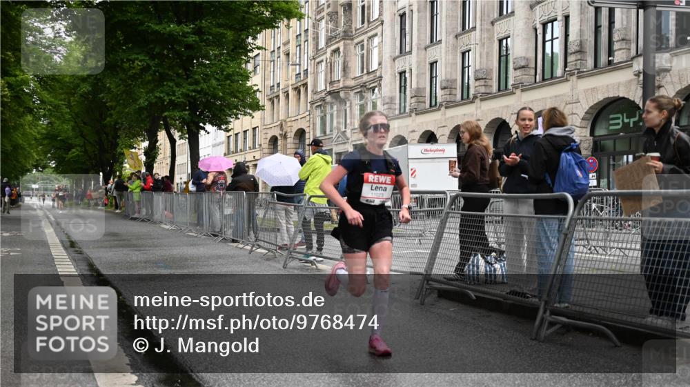 14.06.2026 - REWE Women's Run J. Mangold http://msf.ph/oto/9768474 14.06.2026 09:46:13 Ziel 11023 meine-sportfotos.de
