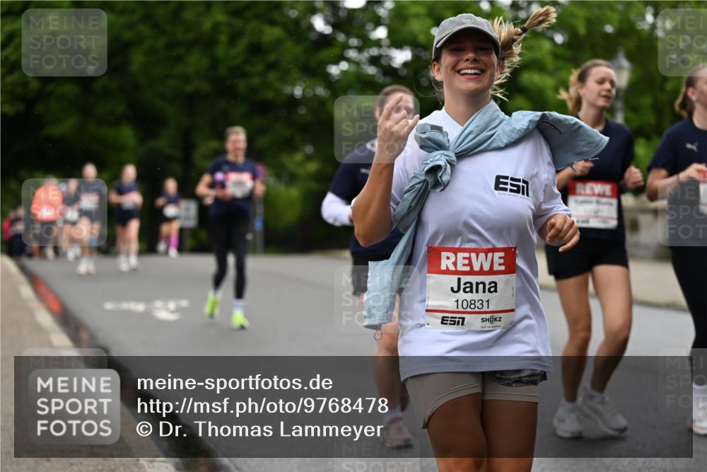14.06.2026 - REWE Women's Run Dr. Thomas Lammeyer http://msf.ph/oto/9768478 14.06.2026 09:45:13 Laufen 10831 meine-sportfotos.de