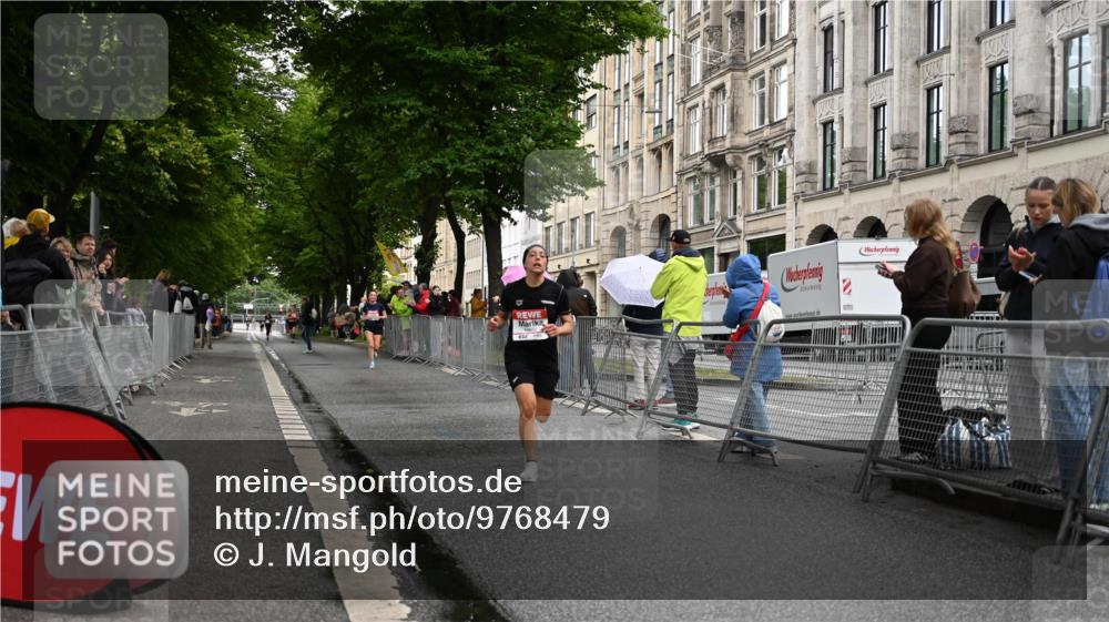 14.06.2026 - REWE Women's Run J. Mangold http://msf.ph/oto/9768479 14.06.2026 09:46:25 Ziel 10892 meine-sportfotos.de