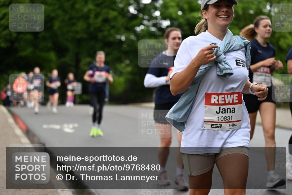 14.06.2026 - REWE Women's Run Dr. Thomas Lammeyer http://msf.ph/oto/9768480 14.06.2026 09:45:13 Laufen 10831 meine-sportfotos.de
