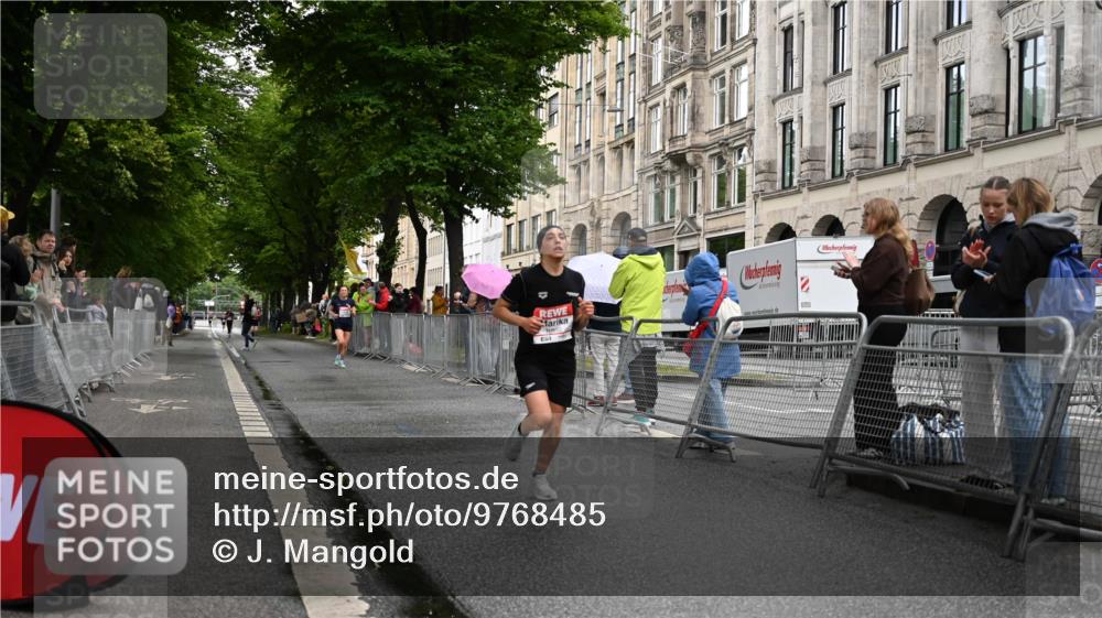 14.06.2026 - REWE Women's Run J. Mangold http://msf.ph/oto/9768485 14.06.2026 09:46:25 Ziel 10892 meine-sportfotos.de